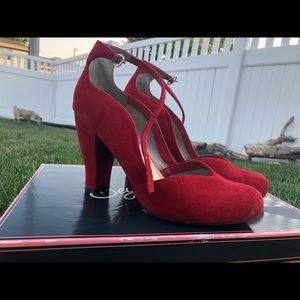 Red Pumps !! Seychelles !!